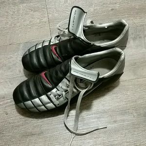 Nike Air Ninety II Soccer Cleats (Size M7)